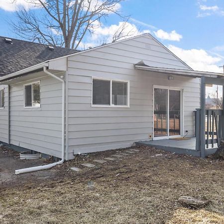 Entire Home Near Msu And Local Hospitals With Fast Wi-Fi & Dedicated Office Lansing Exterior foto